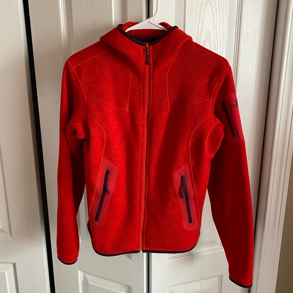Arc’Teryx Hooded Fleece Jacket